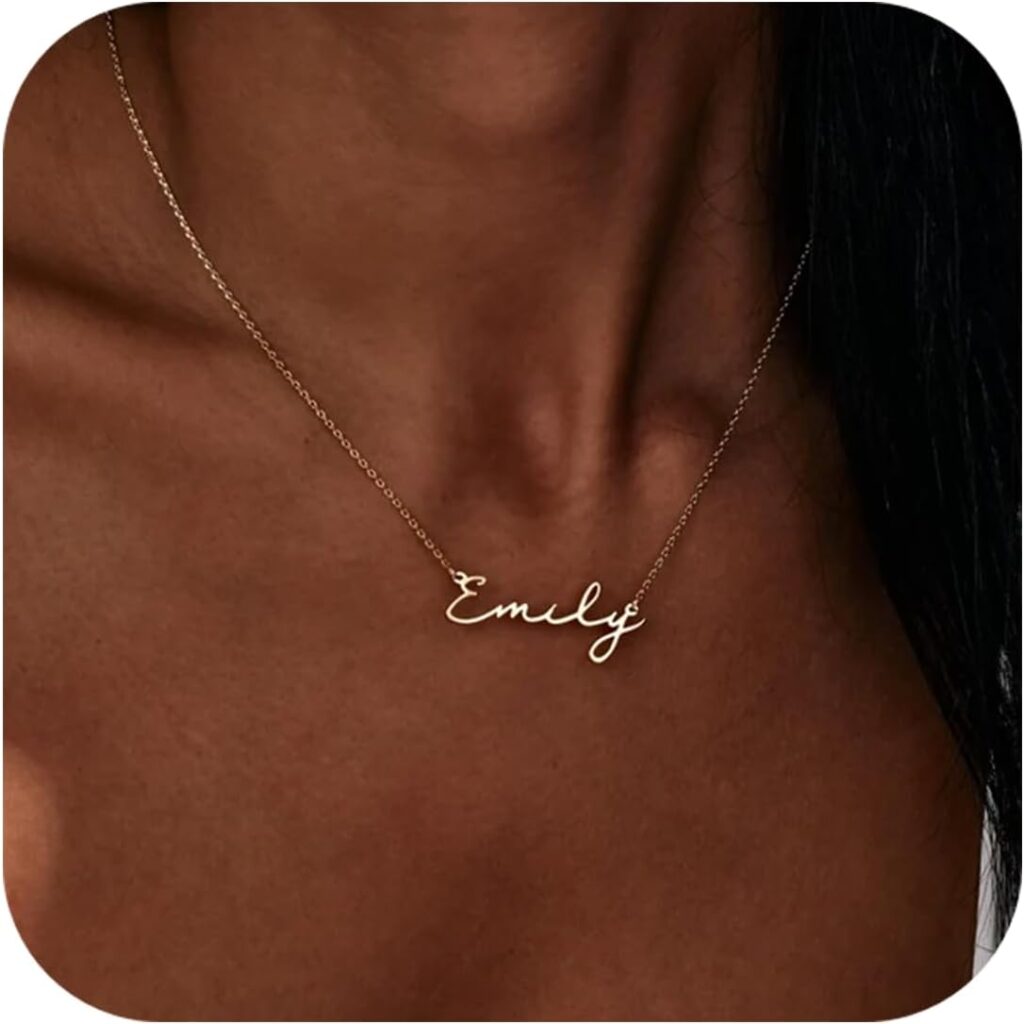 Custom Tiny Name Necklace for Women Personalized Wedding Bridesmaid Gifts 18K Gold Plated Dainty Name Necklaces Customized Best Friend Jewelry Gifts for Birthday Christmas
