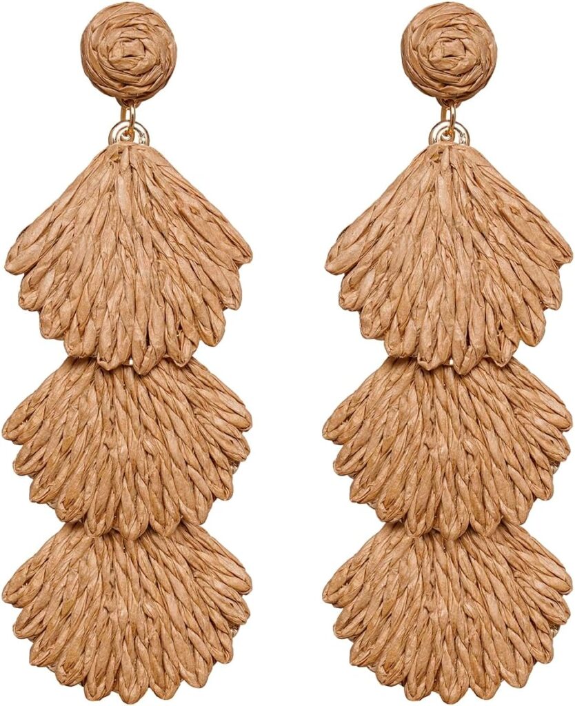 Raffia Dangle Earrings for Women – Boho Statement Rattan Drop Jewelry with Shell Design, Lightweight Summer Beach Trendy Accessories
