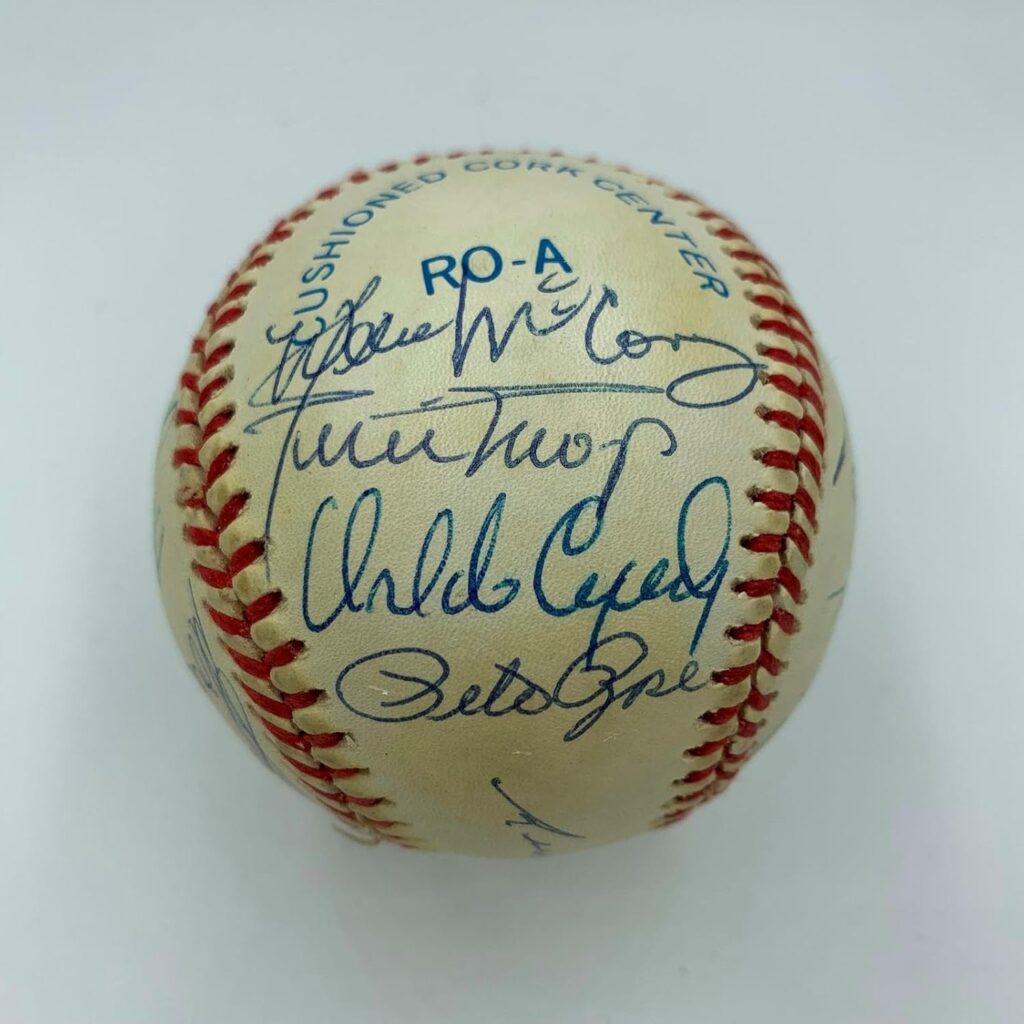 Extraordinary Rookie Of The Year Signed Baseball (20) Willie Mays Tom Seaver JSA – Autographed Baseballs