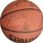 Lakers 1999-00 Team Autographed Basketball Kobe Bryant Horry Fox Green JSA LOA