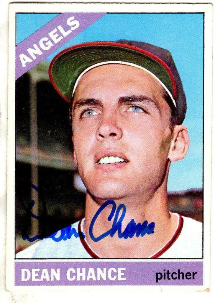 Autographed DEAN CHANCE 1966 Topps Card – Baseball Slabbed Autographed Cards