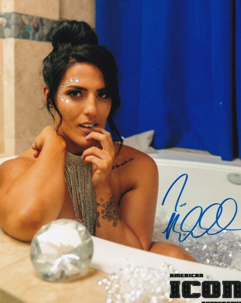 Tessa Blanchard Signed 8×10 Photo Lucha Libre AAA Impact Wrestling Stardom XPW 2 – Autographed Soccer Photos