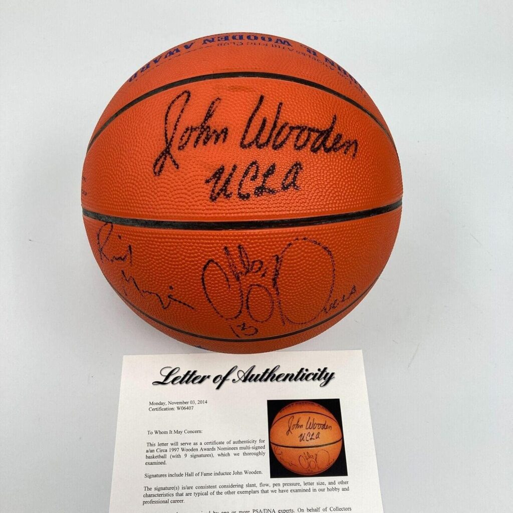 1997 Tim Duncan Rookie & John Wooden Award Winners Multi Signed Basketball PSA – Autographed College Basketballs