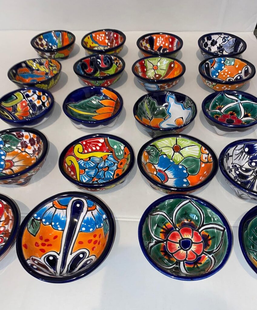 1Talavera Mexican Pottery Handmade Salsa Bowls – 4″x2″ Condiment & Prep Bowls for Dips, Sides, Snacks. Lead-Free and Heat-Safe