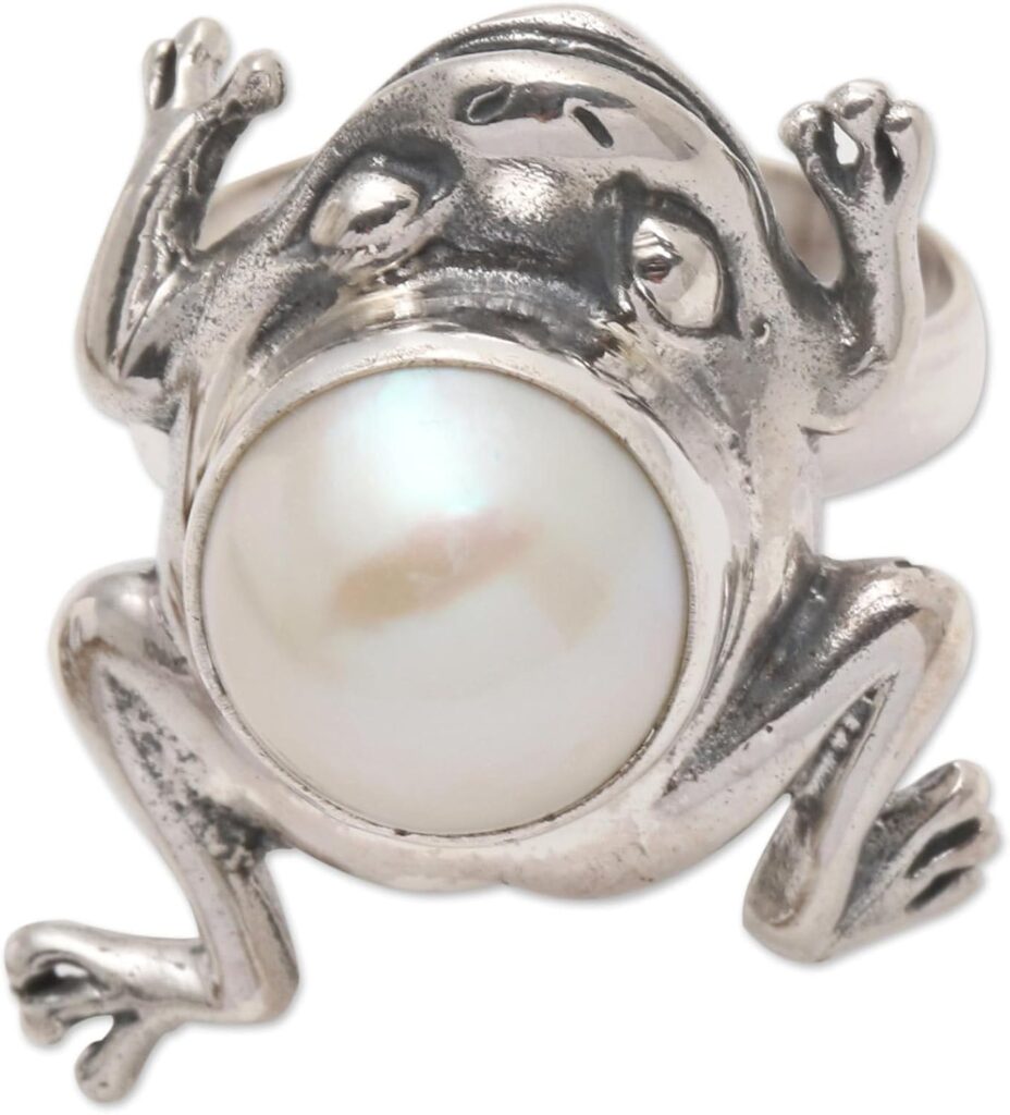 NOVICA Artisan Handmade Cultured Freshwater Pearl Cocktail Ring .925 Sterling Silver Frog Single Stone Indonesia Gemstone ‘Freespirited Frog’