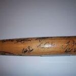 Robin Ventura,tino Martinez 88 Usa Olympic Baseball Team Psa/dna Signed Bat – Autographed MLB Bats