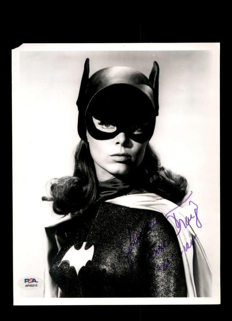 Yvonne Craig PSA DNA Signed 8×10 Photo Autograph Bat Girl