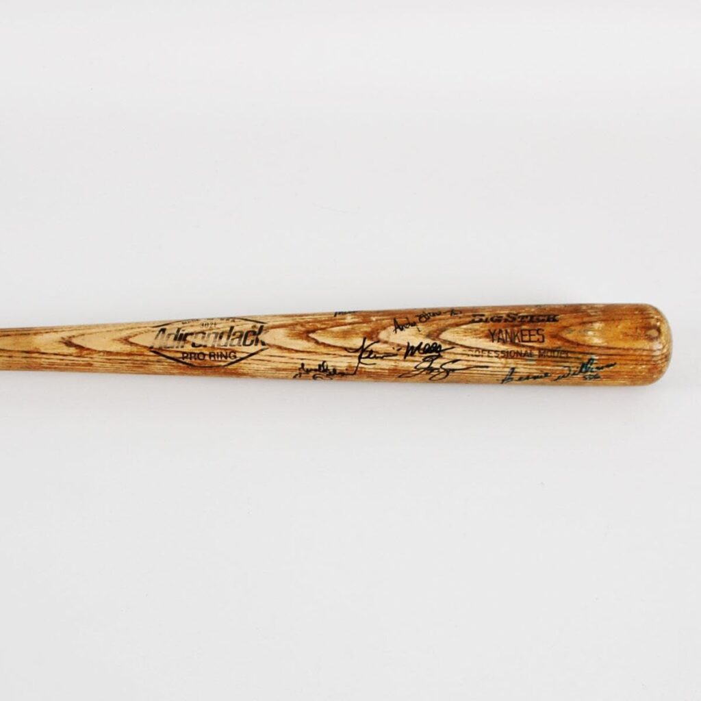 Yankees Team-Signed Bat (11) Bernie Williams, Kevin Maas, etc. – COA JSA – Autographed MLB Bats
