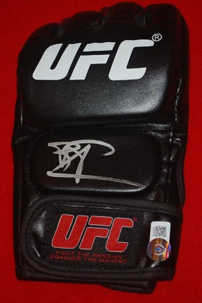 JIRI PROCHAZKA UFC MMS Signed Glove Beckett COA BL20782 – Autographed MLB Gloves