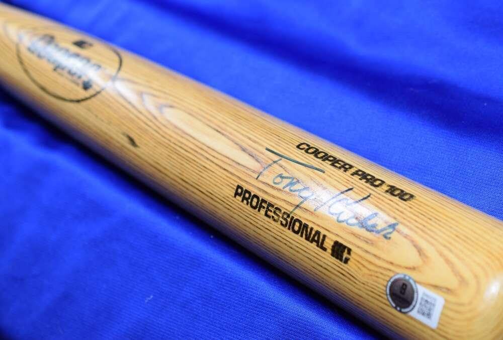 Tony Kubek Beckett BAS Autographed Signed Bat – Autographed MLB Bats