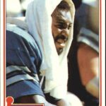1981 Topps #15 Harvey Martin Cowboys NFL Football Card NM-MT