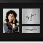 HWC Trading Sigourney Weaver Alien Framed Gifts Printed Signed Autograph Picture for Movie Memorabilia Fans – US Letter Size