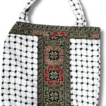 Handmade Tatreez Tote Bag with Kufiyah Design – Palestinian Embroidered Shoulder Bag – Cultural Handbag for Women