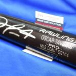 Oscar Tavares JSA Coa Autograph Rawlings Signed Bat – Autographed MLB Bats