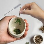 Pottery Herb Stripper Bowl，Hamblin Brothers Herb Stripper，Handmade Pottery Herb Bowl Stripper，For Peeling Leaf Components, Dishwasher And Microwave Safe (White)