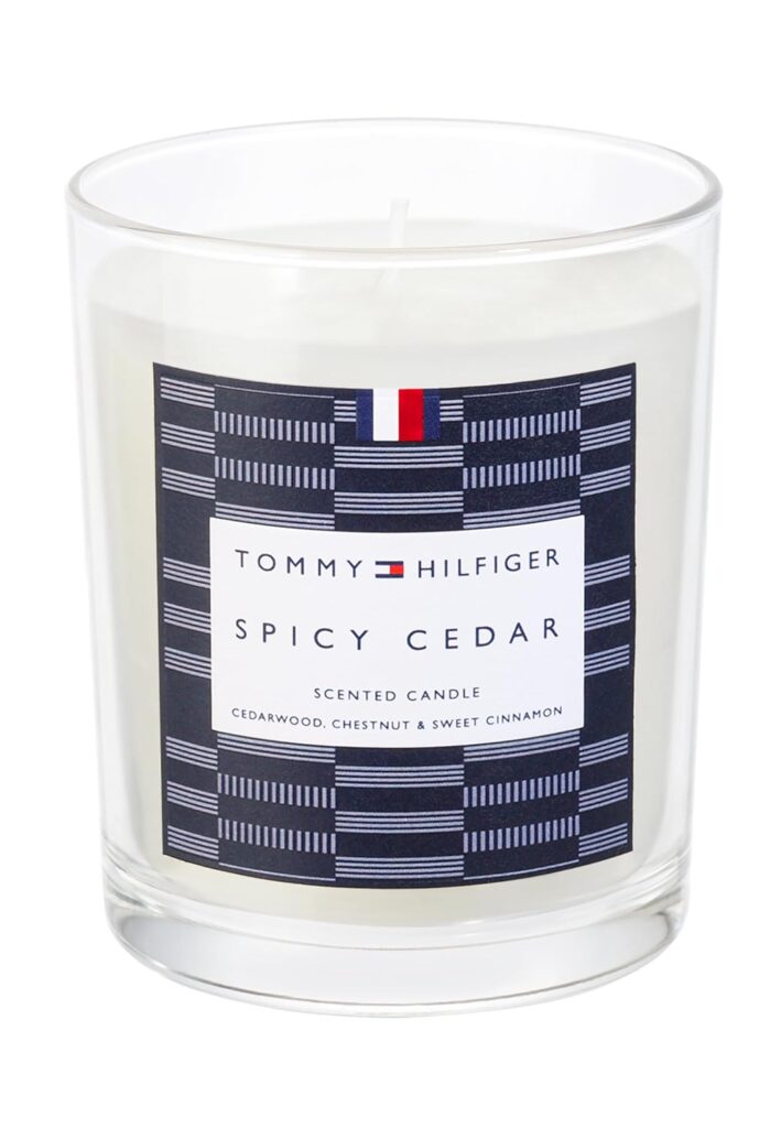 Tommy Hilfiger Home Collection Spicy Cedar Candle 180GR