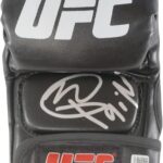 Max Griffin Signed UFC Glove Beckett Authenticated MMA Autograph Ultimate Fighting Championship Autographed Gloves Boxing Auto Memorabilia