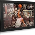ORIMAMI Signed Basketball Tracy McGrady Picture Desktop Framed Photo Gifts 8×6 Inches,with 1x35mm Film Mini Cell Display,Basdketball Room Decor for Boys/Men