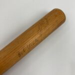 Roberto Clemente Signed Adirondack Pittsburgh Pirates Mini Baseball Bat JSA COA – Autographed MLB Bats