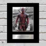 RyanReynolds Pre Printed Signature Signed Mounted Photo Display #11 Printed Autograph Picture 10×8 Inch Mount