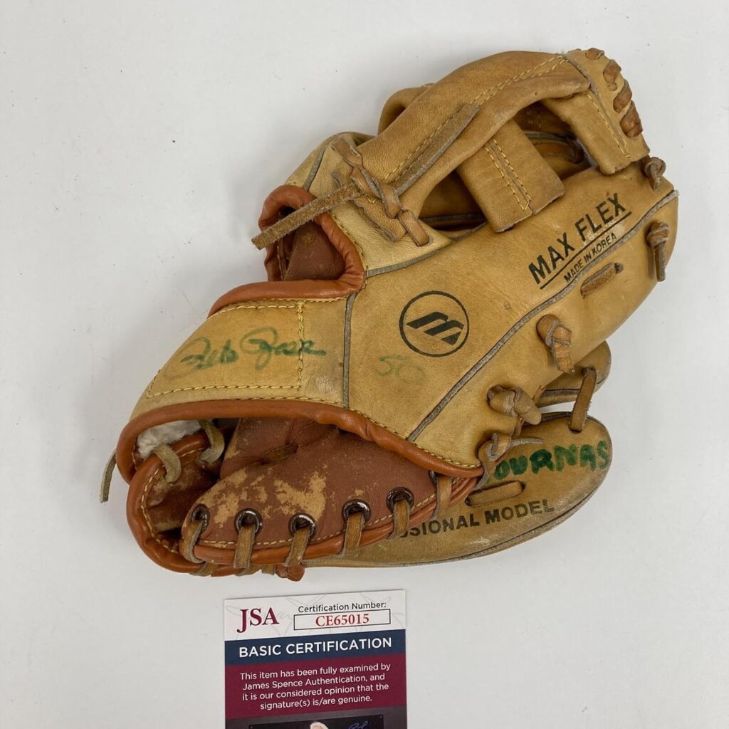 Pete Rose Signed 1970’s Mizuno Game Model Baseball Glove JSA COA – Autographed MLB Gloves
