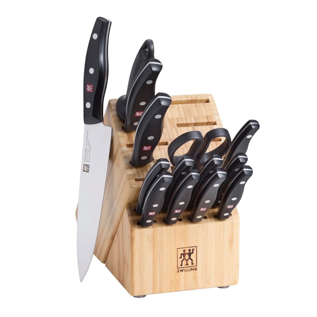 ZWILLING Twin Signature 15-Piece Razor-Sharp German Knife Block Set, Made in Company-Owned German Factory with Special Formula Steel perfected for almost 300 Years, Dishwasher Safe