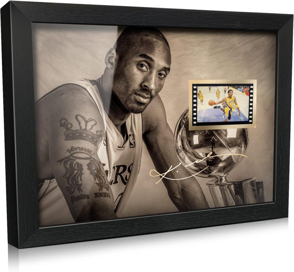ORIMAMI Sport Superstar Kobe Bryant Poster Desktop Framed Photo Gift 8×6 Inches,with Signed and 1x35mm Film Mini Cell Display,Great Memorabilia Gift for Basketball Enthusiasts/Kobe Fans