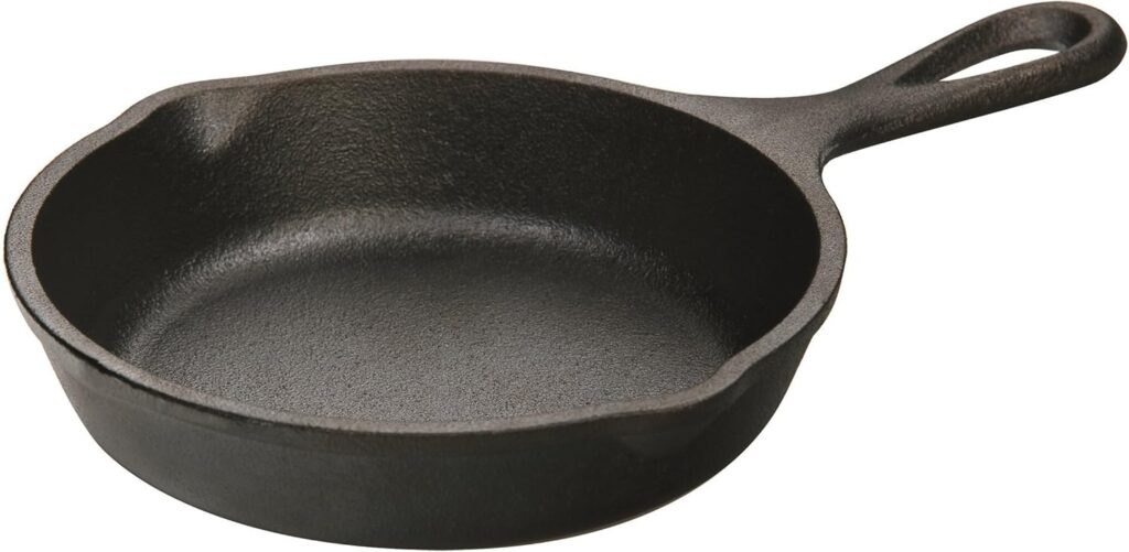 Lodge Heat Treated Miniature Skillet, Cast Iron, 5″, Black