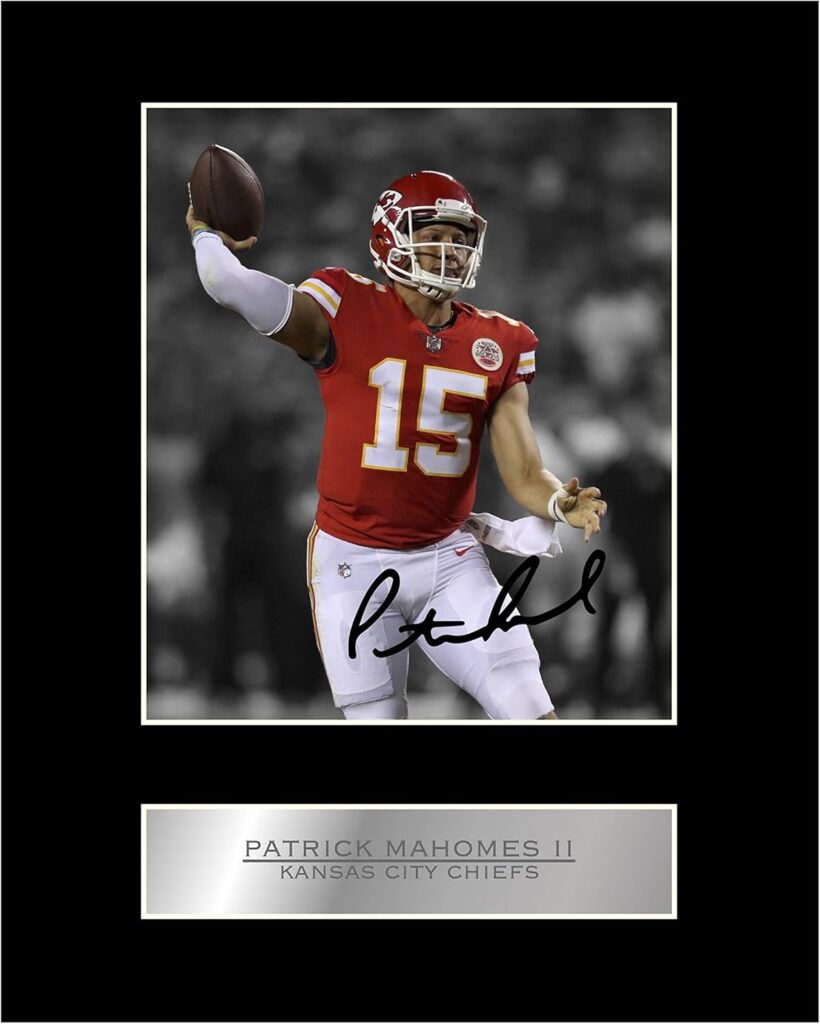 Patrick Mahomes II Printed Signed Mounted Photo Display 10×8 inch Mount #05 Printed Autograph Picture Print