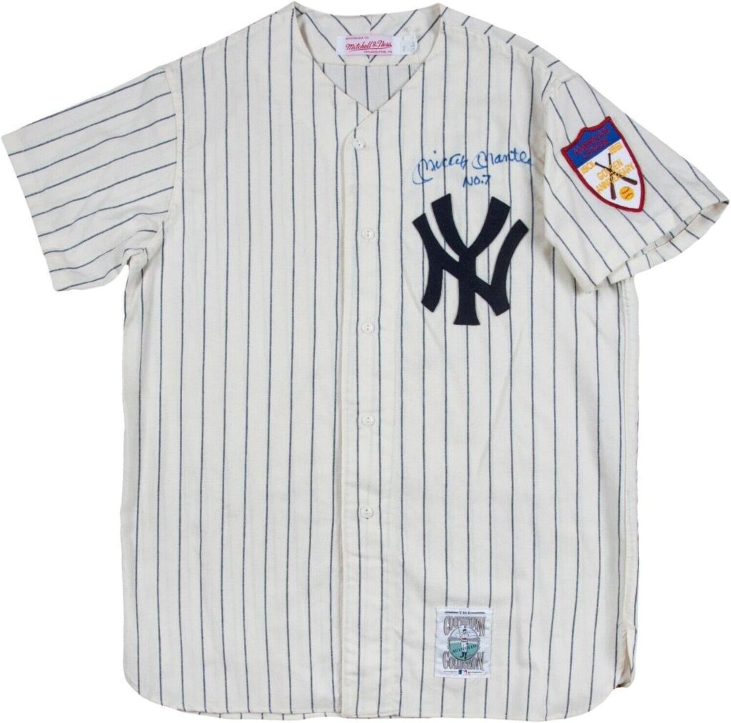 Beautiful Mickey Mantle Signed NY Yankees 1951 NO. 6 Rookie Jersey Beckett COA – Autographed MLB Jerseys