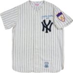 Beautiful Mickey Mantle Signed NY Yankees 1951 NO. 6 Rookie Jersey Beckett COA – Autographed MLB Jerseys