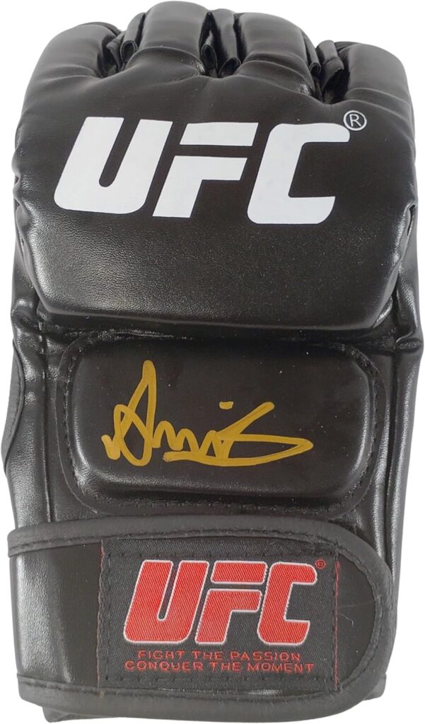 Amir Albazi Signed Glove Beckett Authentic Autograph MMA Ultimate Fighting Championship Gloves Sports Memorabilia Gifts for Men and Women