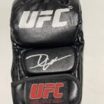 Diego Lopes Signed Glove UFC IP Beckett BAS COA Autographed c – Autographed MLB Gloves