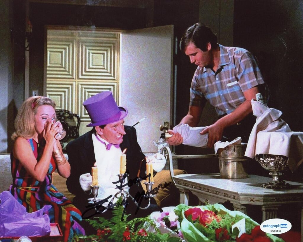 Terry Moore “Batman” AUTOGRAPH Signed Autographed ‘Venus’ 8×10 Photo ACOA