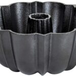 Lodge Cast Iron Fluted Cake Pan