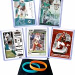 Tyreek Hill (5) Assorted Football Cards Gift Pack – Dolphins, Chiefs Trading Cards