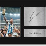 HWC Trading Argentina Lionel Messi Gifts Signed Printed Autograph Barcelona Photo Display – US Letter Size