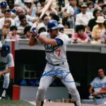 Steve Yeager Signed 8X10 Photo Autograph Auto Road At Bat LA Dodgers Center – Autographed MLB Photos
