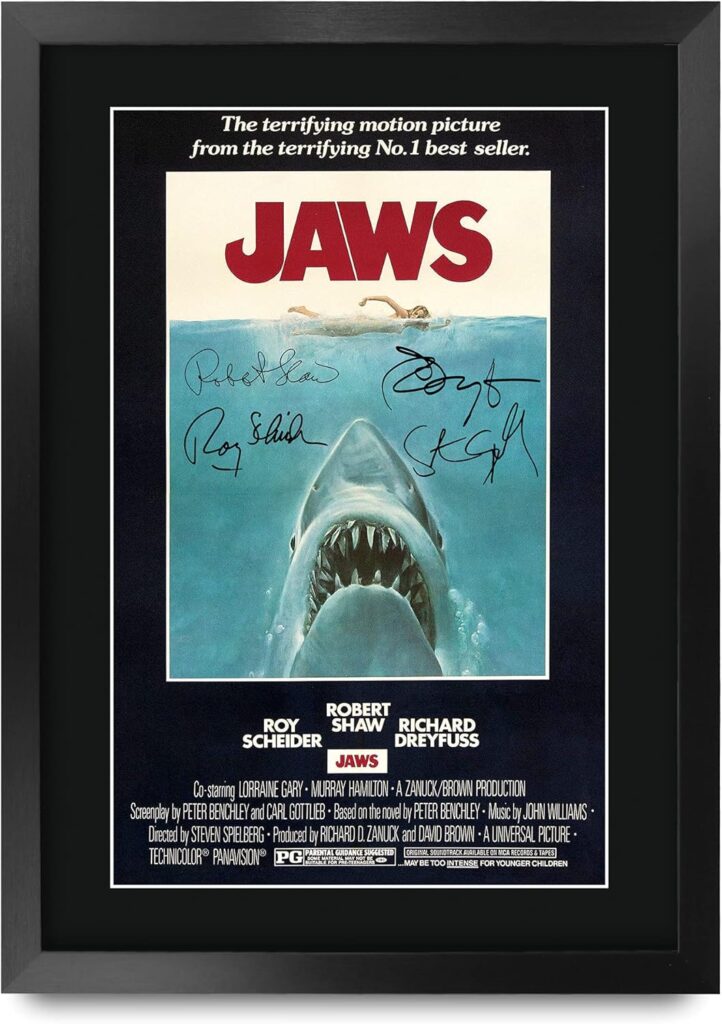 HWC Trading JAWS Movie Poster Cast Signed 16 x 12 inch Framed Gift Printed Autograph Film Rob Scheider Robert Shaw Richard Dreyfuss Print Photo Picture Display – 16″ x 12″ Framed