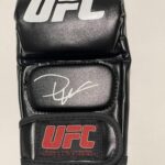 Diego Lopes Signed Glove UFC IP Beckett BAS COA Autographed d – Autographed MLB Gloves