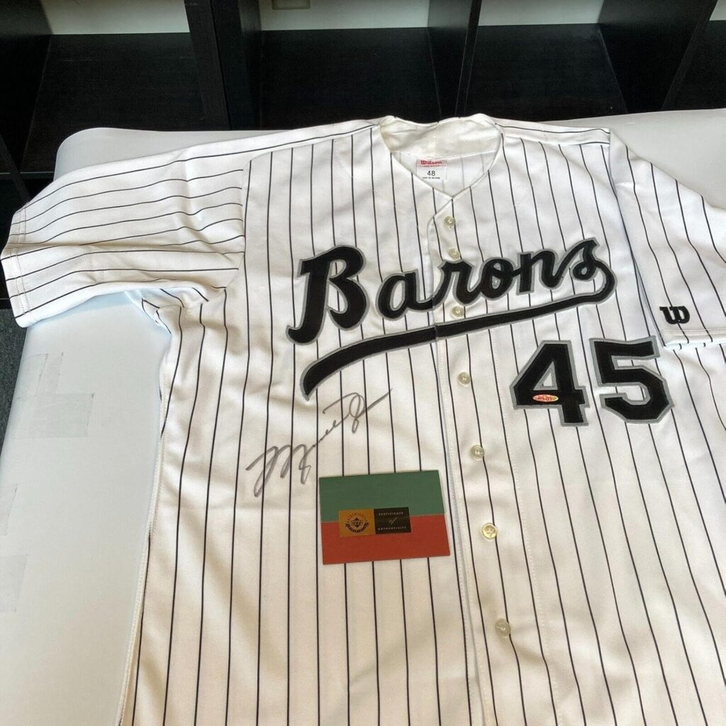 Michael Jordan Signed Birmingham Barons Baseball Jersey Upper Deck UDA COA – NBA Autographed Miscellaneous Items