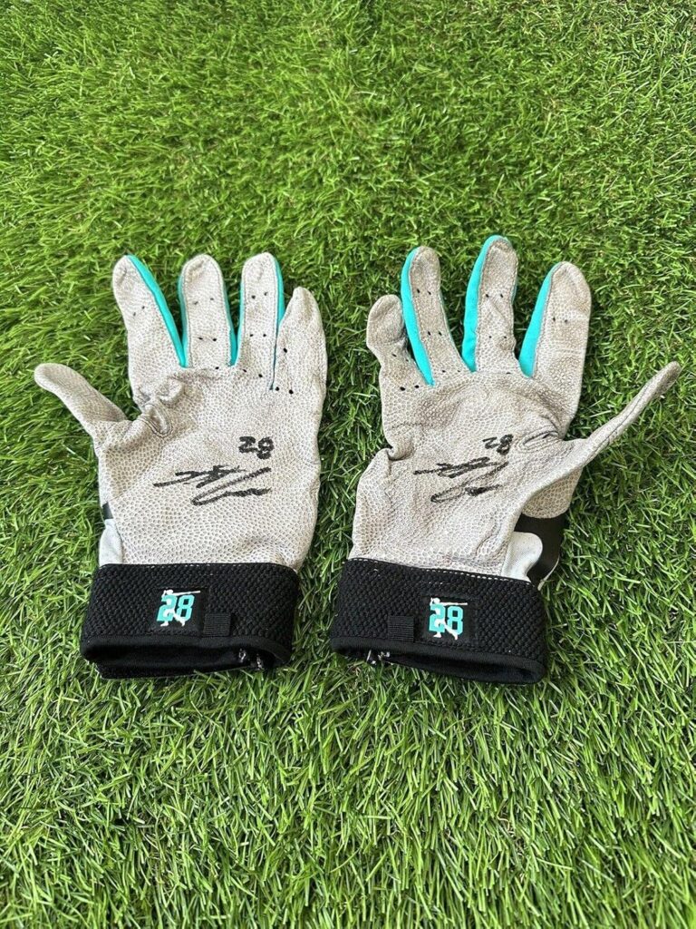 Nolan Arenado Colorado Rockies Game Used Batting Gloves “Signed, Excellent use” – MLB Game Used Gloves